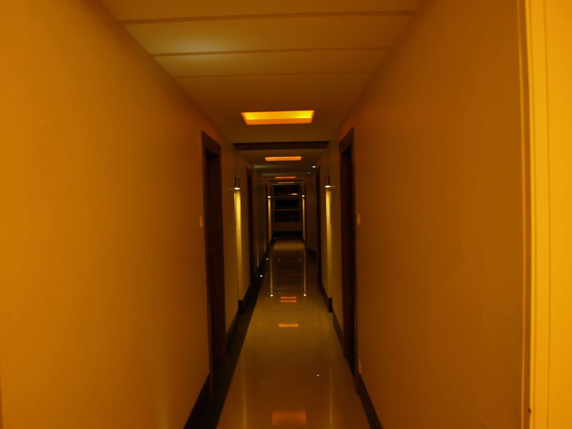 Kapila Business Hotel Pune Exterior foto